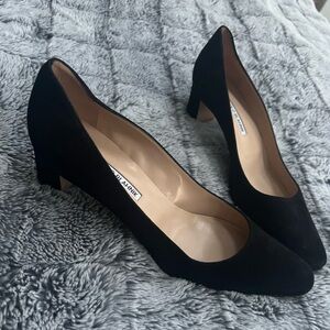 Manolo Blahnik size 40.5 black suede block heel ￼